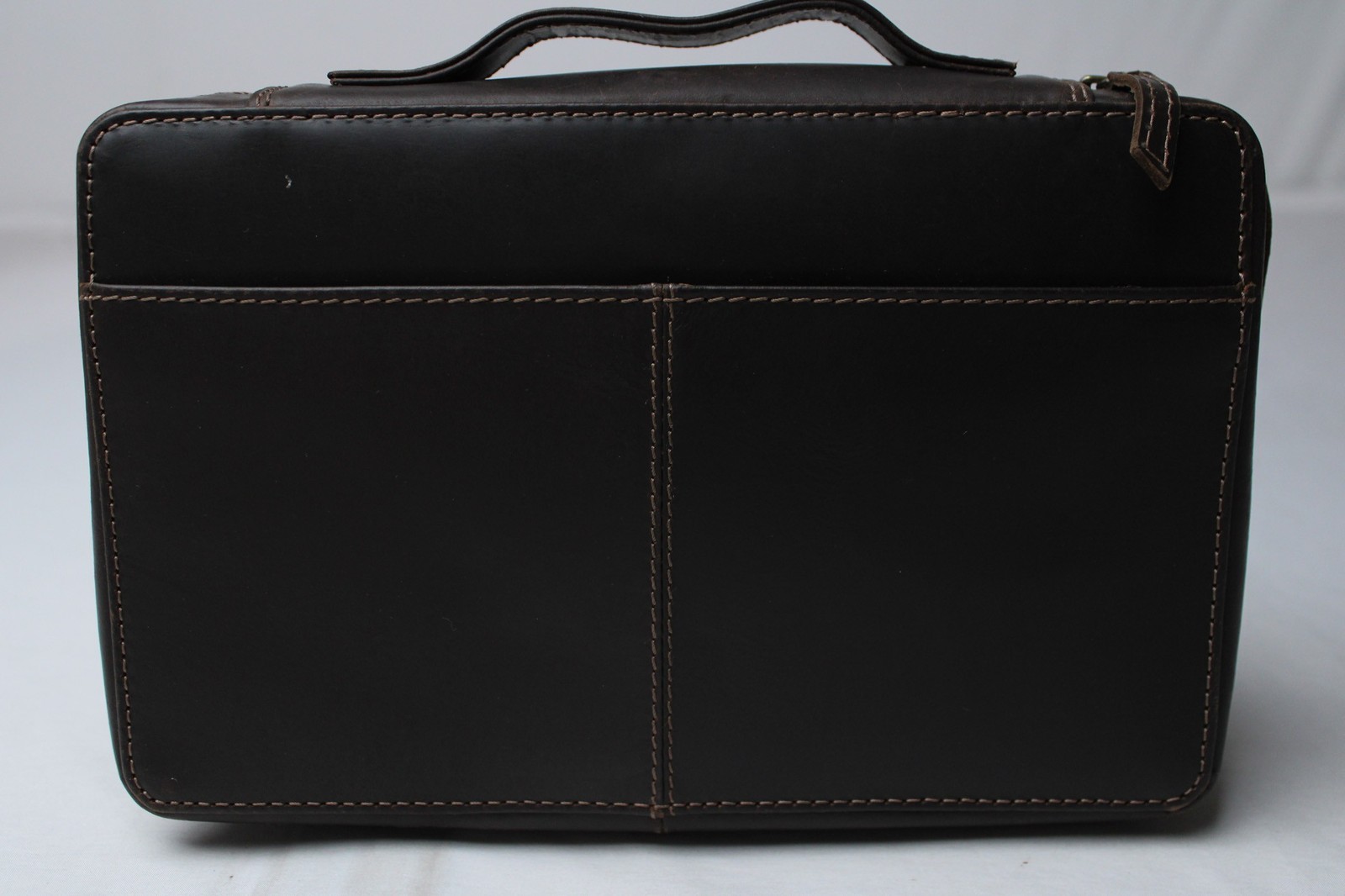 Hunter & Scribe Unisex Solid Buffalo Leather Bible Cover NC3 Dark Brown Large
