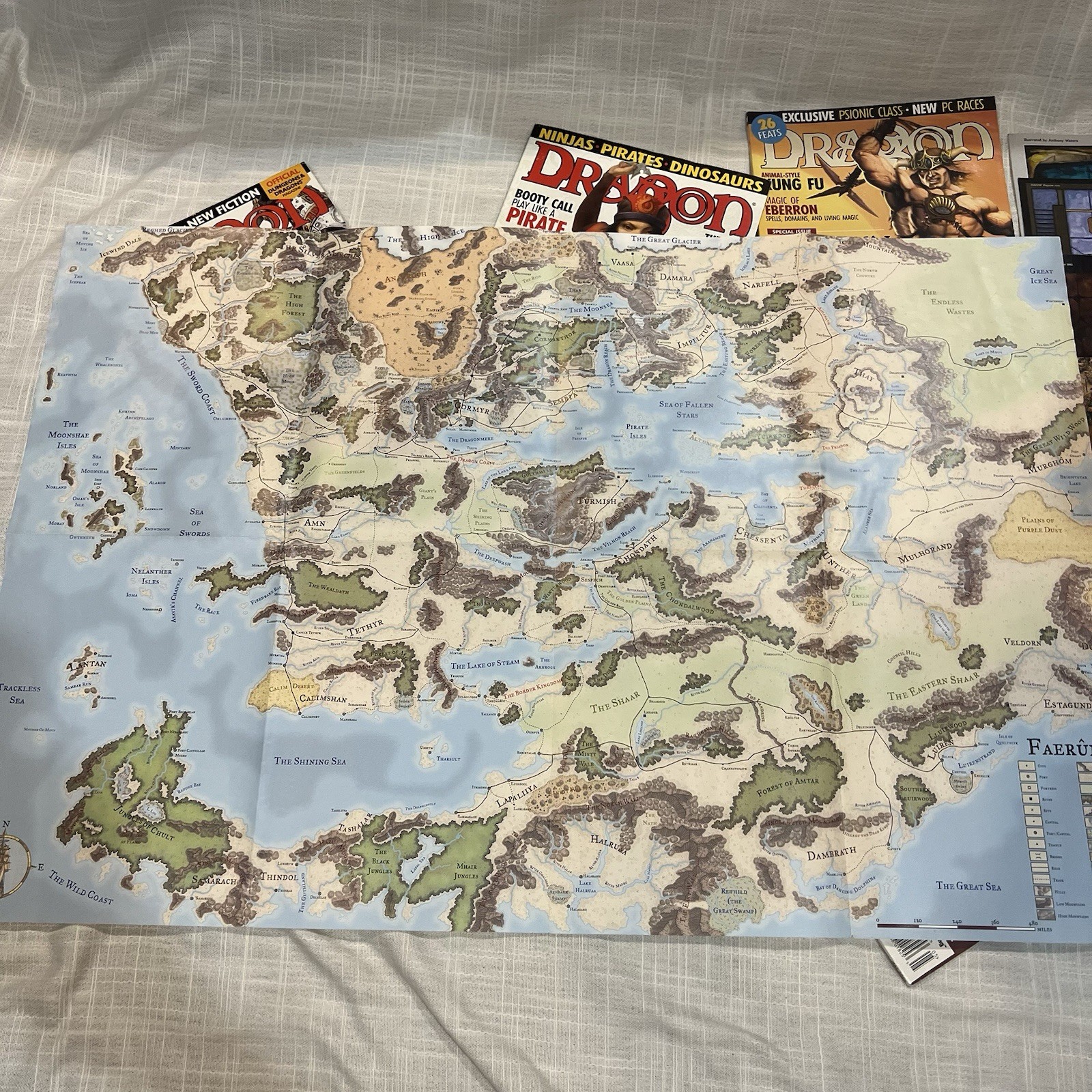 Dragon Dungeon Magazine 18 Piece LOT D&D RPG Wizards 2000s + Various Map Inserts