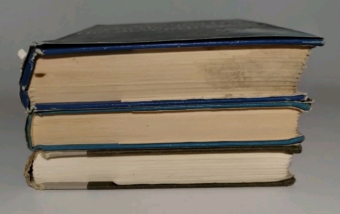 VICTORIA HOLT 3 Book Hardcover Lot Romance, Suspence; HCDJ, Bride of Pendorric..