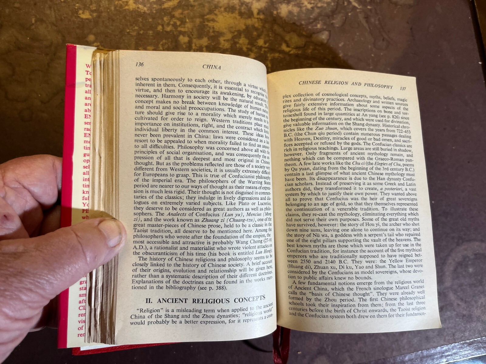 China Nagel’s Encyclopedia Guide 1968 edition, 1500 pages
