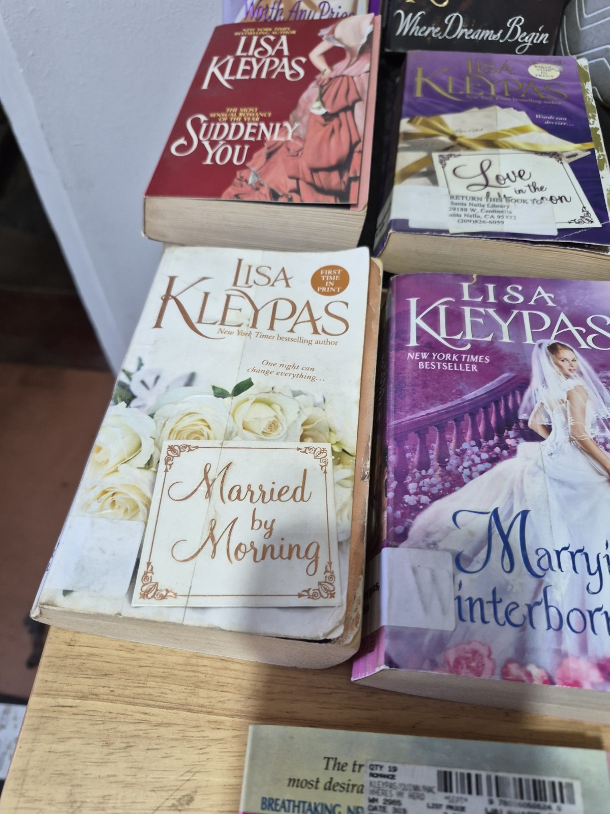 Lot of 10 Lisa Kleypas Paperback Books TITLES SEEN