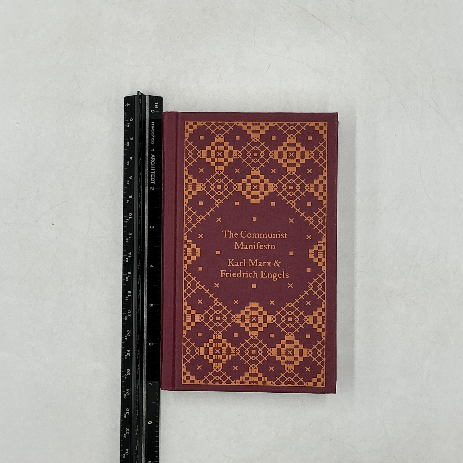Penguin Classics The Communist Manifesto Marx & Engels Hardcover Red 2014