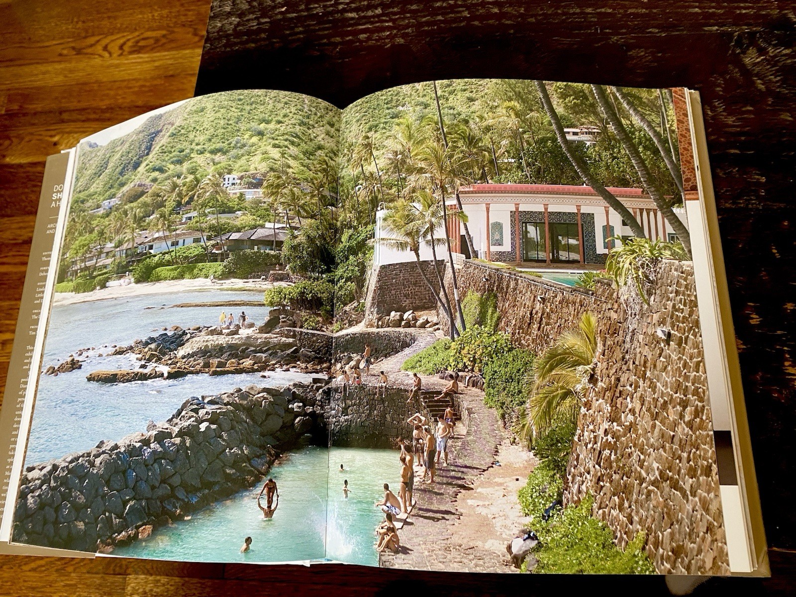 Doris Duke’s Shangri-La : A House in Paradise Hardcover Book 216 Pages.