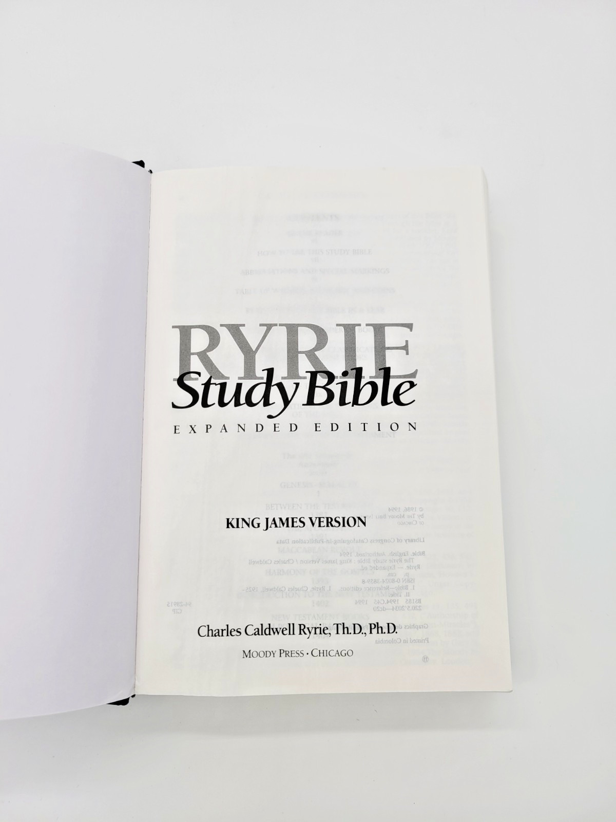 Ryrie Study Bible Expanded Edition King James Version Moody Press Chicago 1994