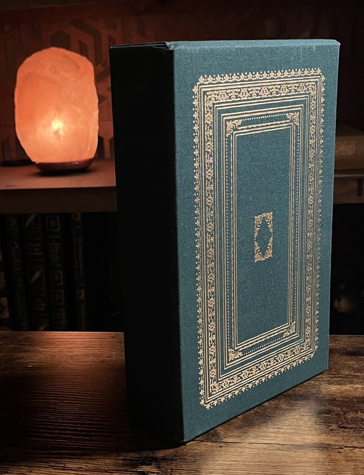 Robinson Crusoe by Daniel Defoe Easton Press Deluxe Edition Leather Like New!
