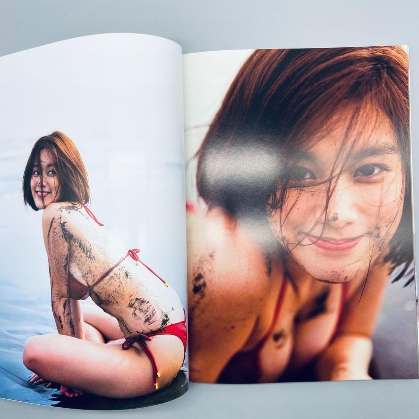 Miwa Kakei Photo Book ‘Parallel’ by Kobunsha 2016