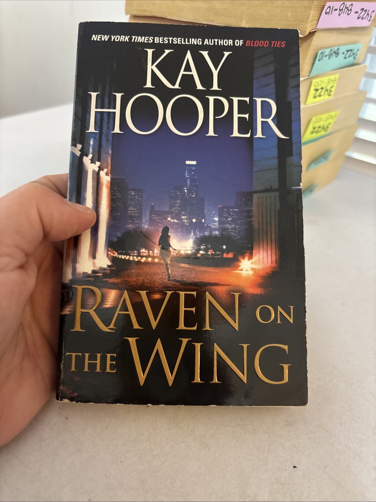 Lot of 10 – Kay Hooper – Mass paperback books – Free Shipping