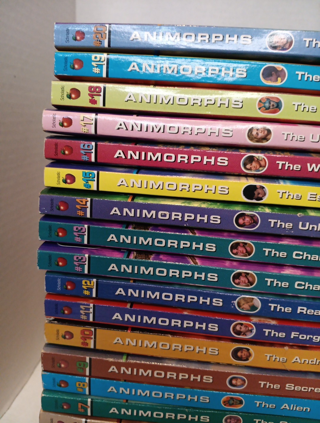 Animorphs Megamorphs Book lot K A Applegate paperback 45 Books 1-32 34 36 37 41