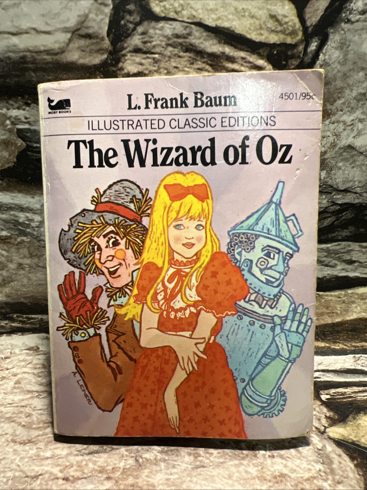 Vintage The Wizard of Oz – L. Frank Baum – Moby Books Illustrated 1977 Mini Book