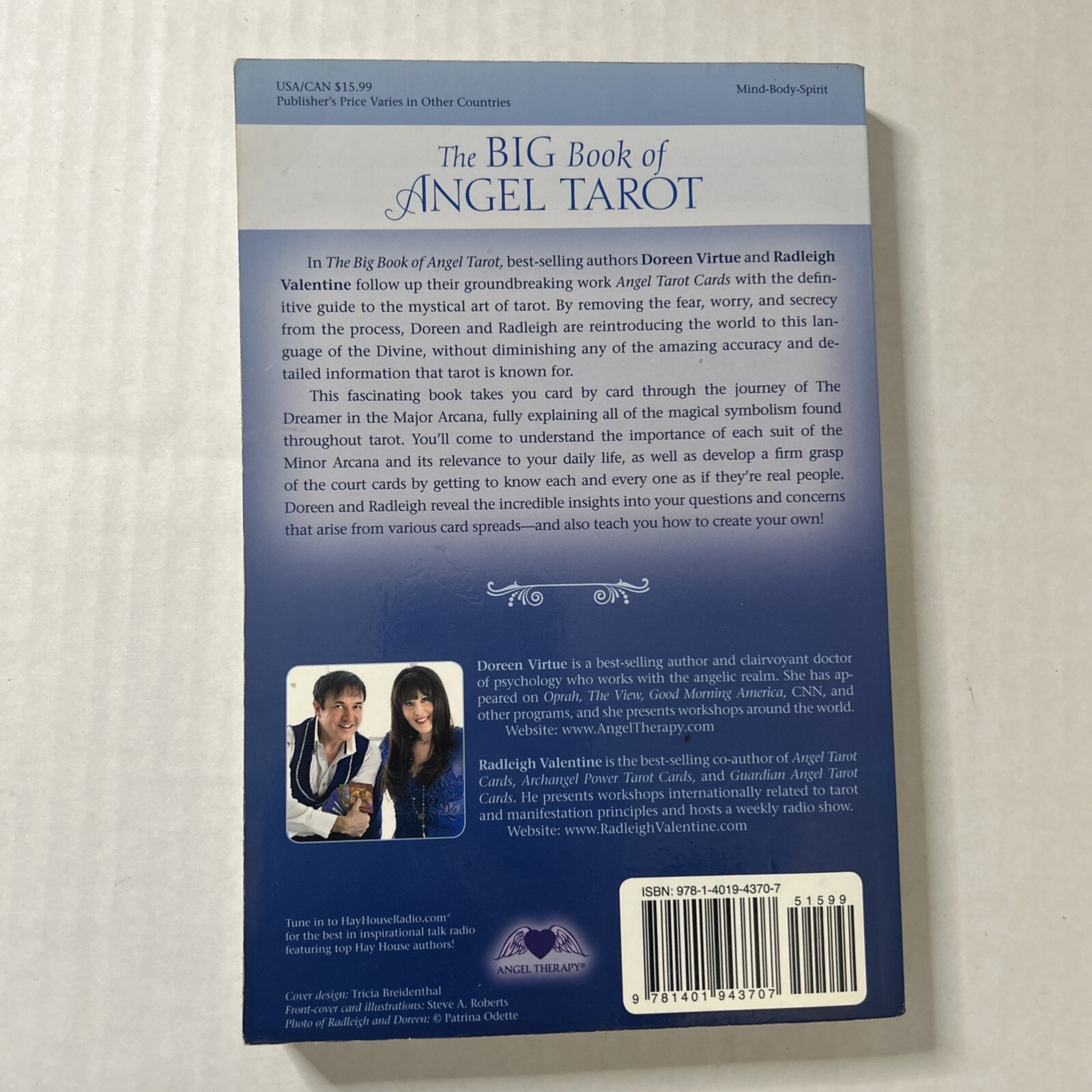 Big Book of Angel Tarot : The Essential Guide to Symbols, Spreads, and Accurate