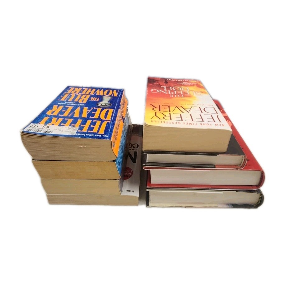 Lot of 8 Thriller/Suspense Books/3 HC/1 TP/4 MM **FREE SHIPPING **