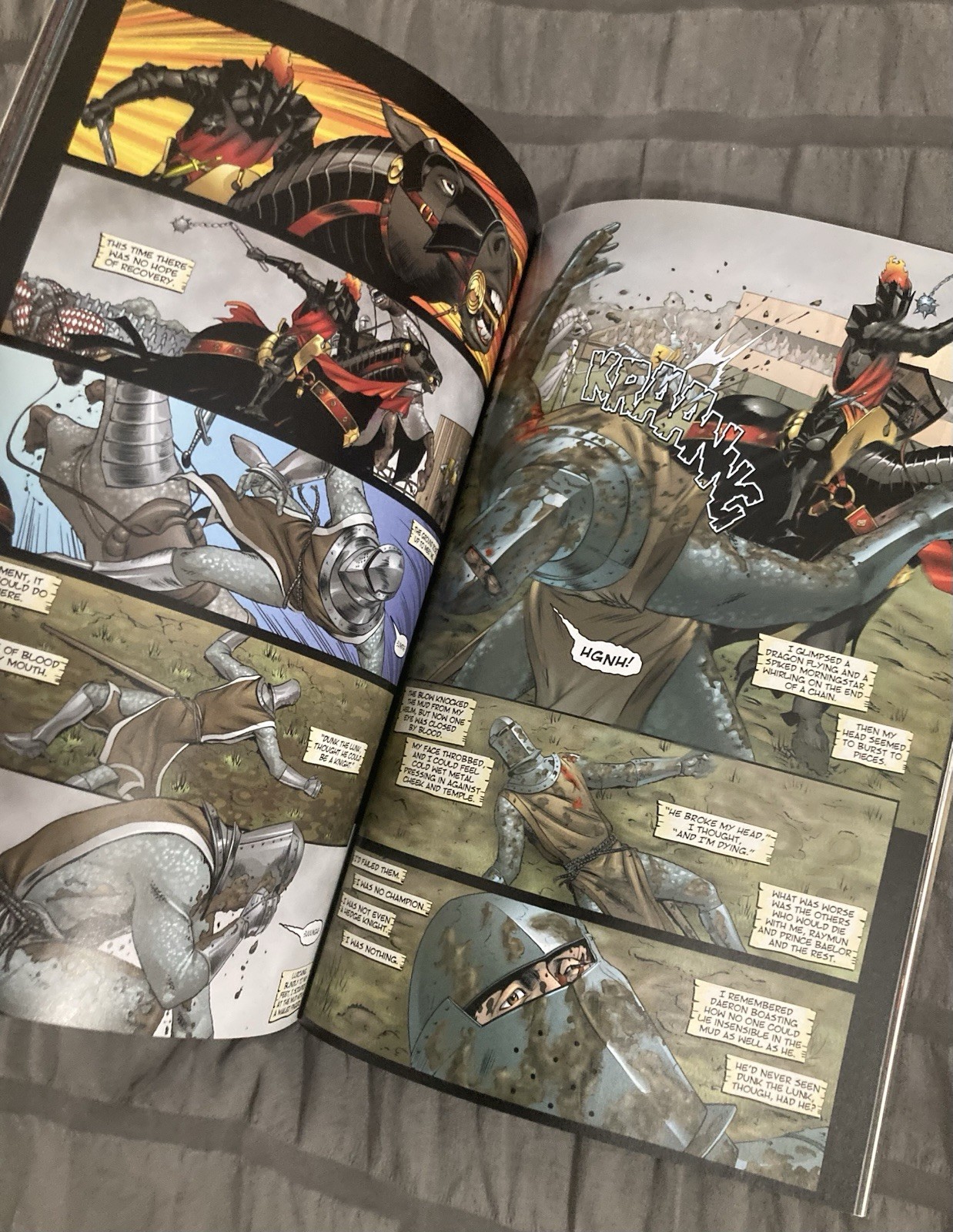 Game of thrones hard cover collectors set art maps history graphic novels