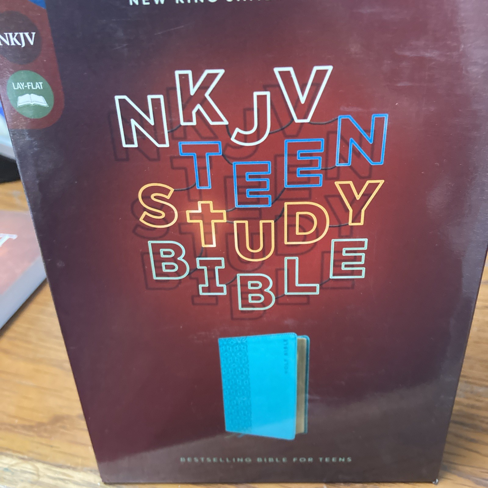 NKJV, Teen Study Bible, Leathersoft, Teal, Comfort Print NIB