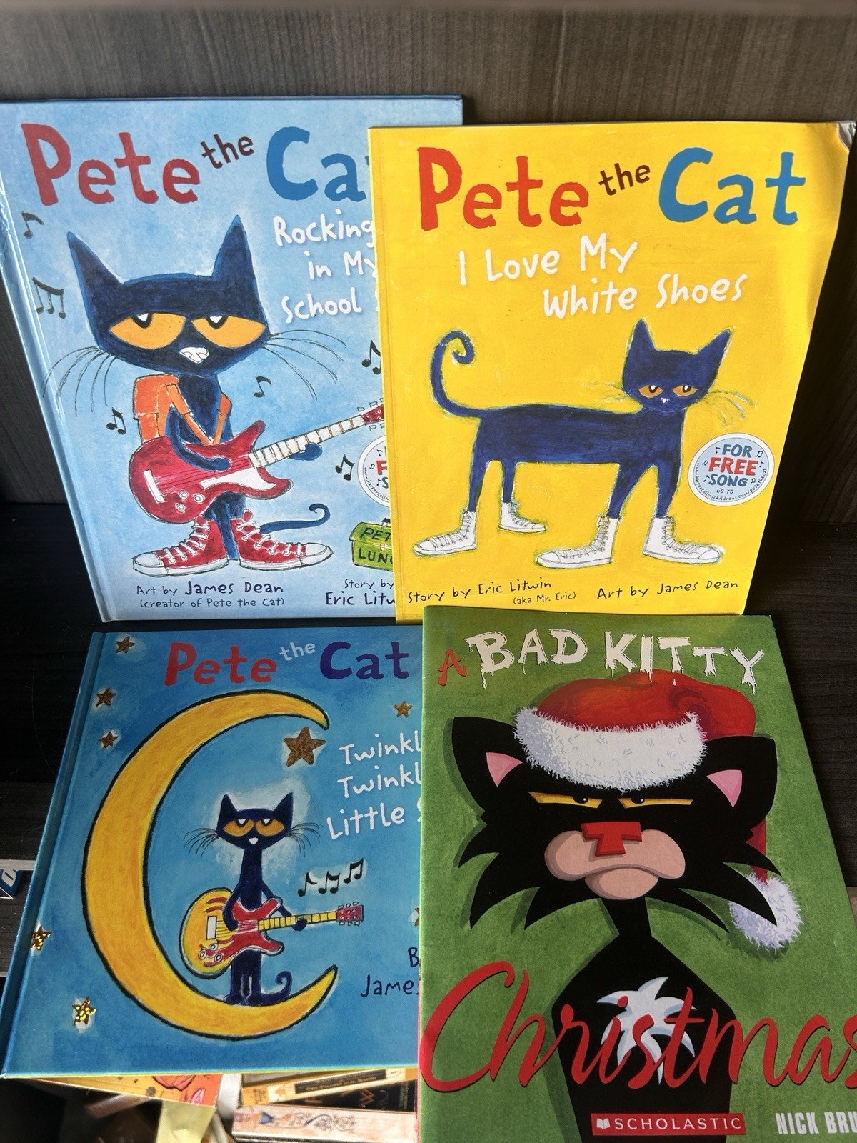 Lot of4 Pete the Cat Early Reading Books