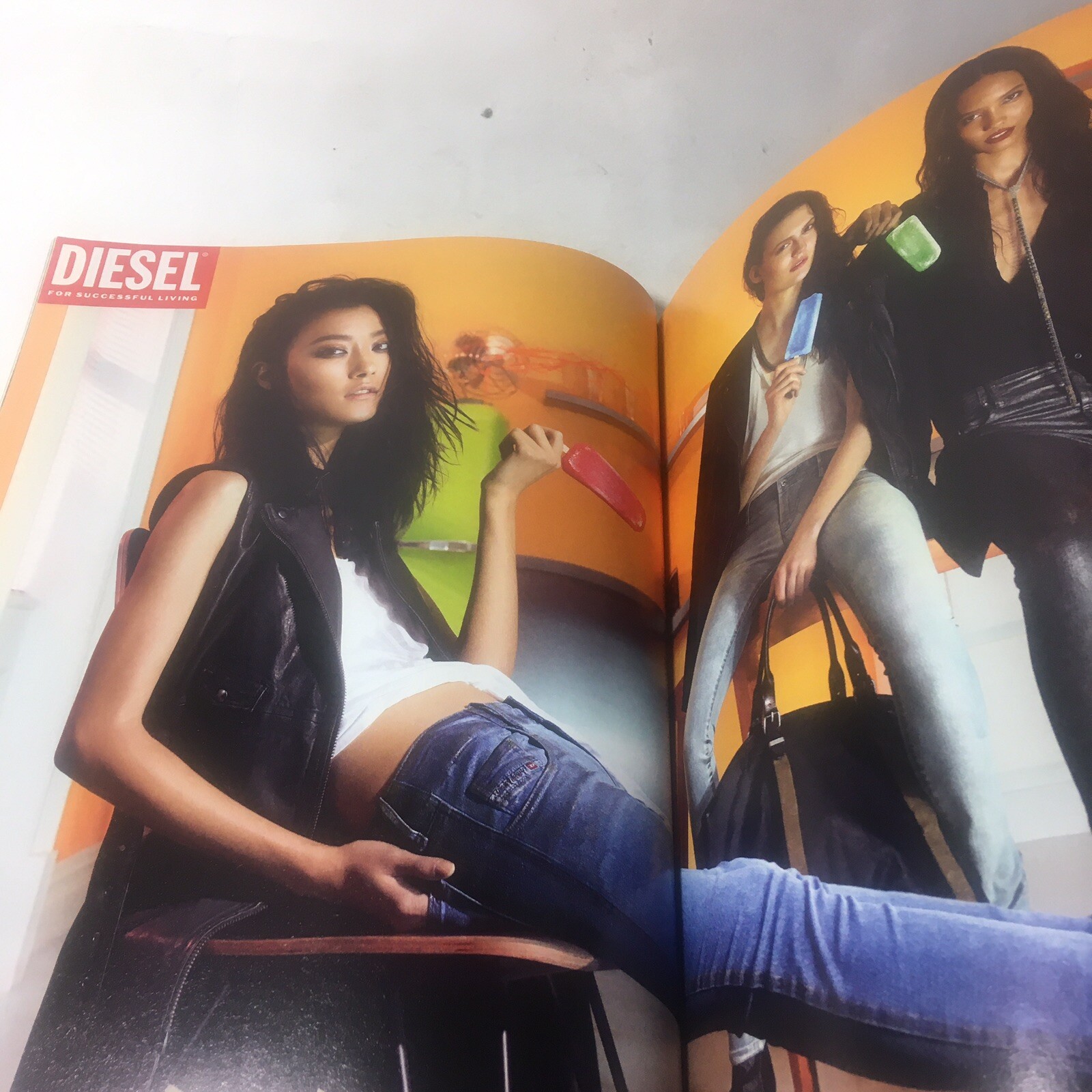 i-d Magazine 2013 Spring The Q+A Issue 324 Joan Smalls Mikael Jansson 234 Pages