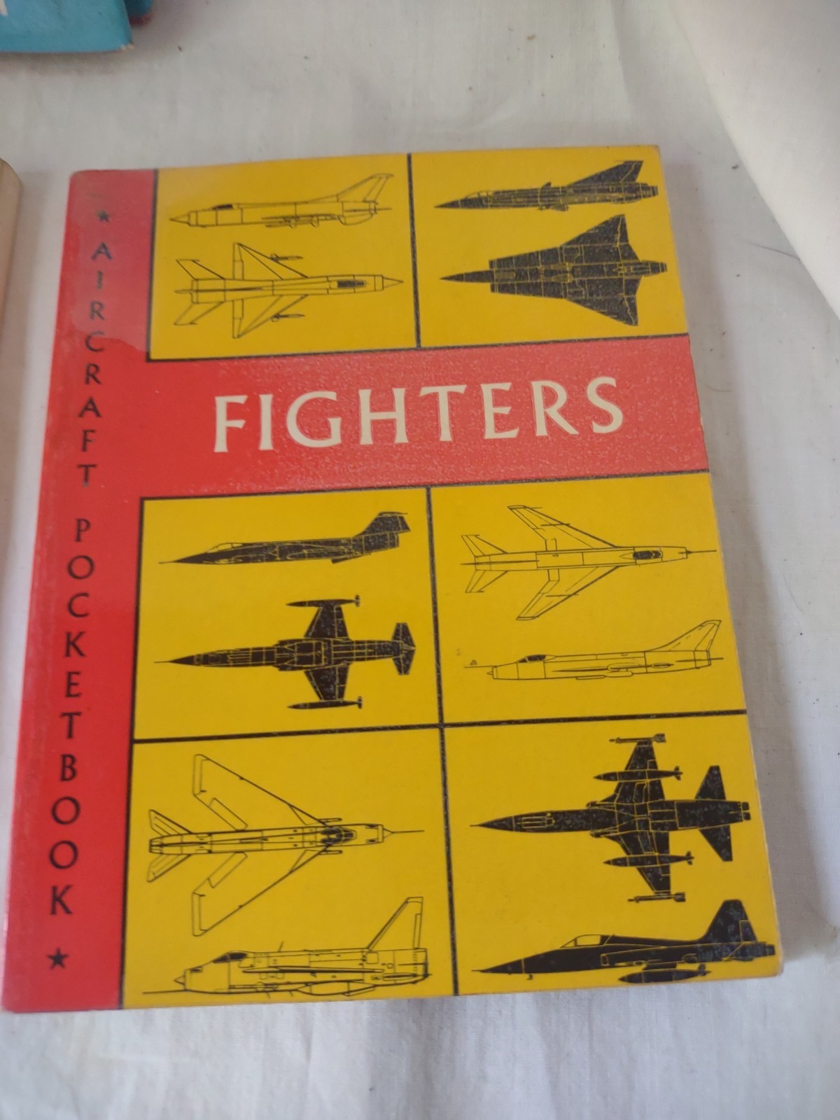 Lot Of 4 Identification Books Bombers Lightpkanes Fighters Aircraft Seventy Book