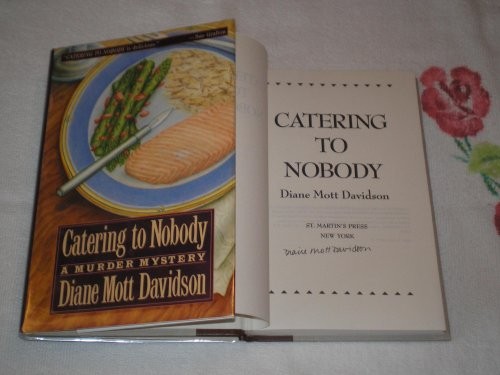Catering to Nobody – Hardcover By Davidson, Diane Mott – GOOD