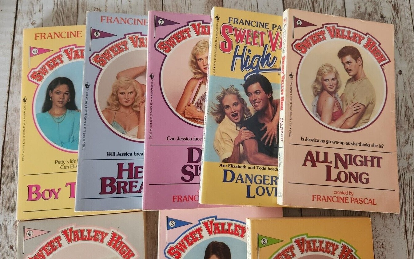 1990’s Sweet Valley High Books BUILD YOUR COLLECTION Francine Pascal Paperback