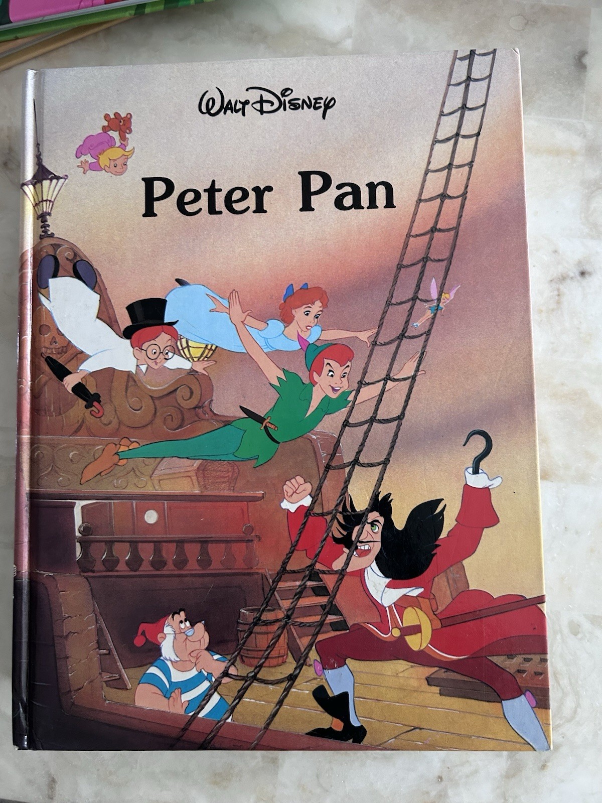 Lot of 5 Walt Disney Oversize Hardcover Books Gallery And Twin Books Robin Hood