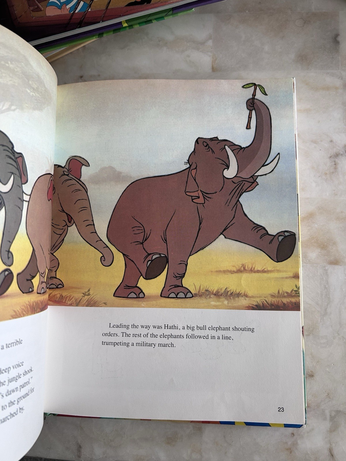 Lot of 5 Walt Disney Oversize Hardcover Books Gallery And Twin Books Robin Hood