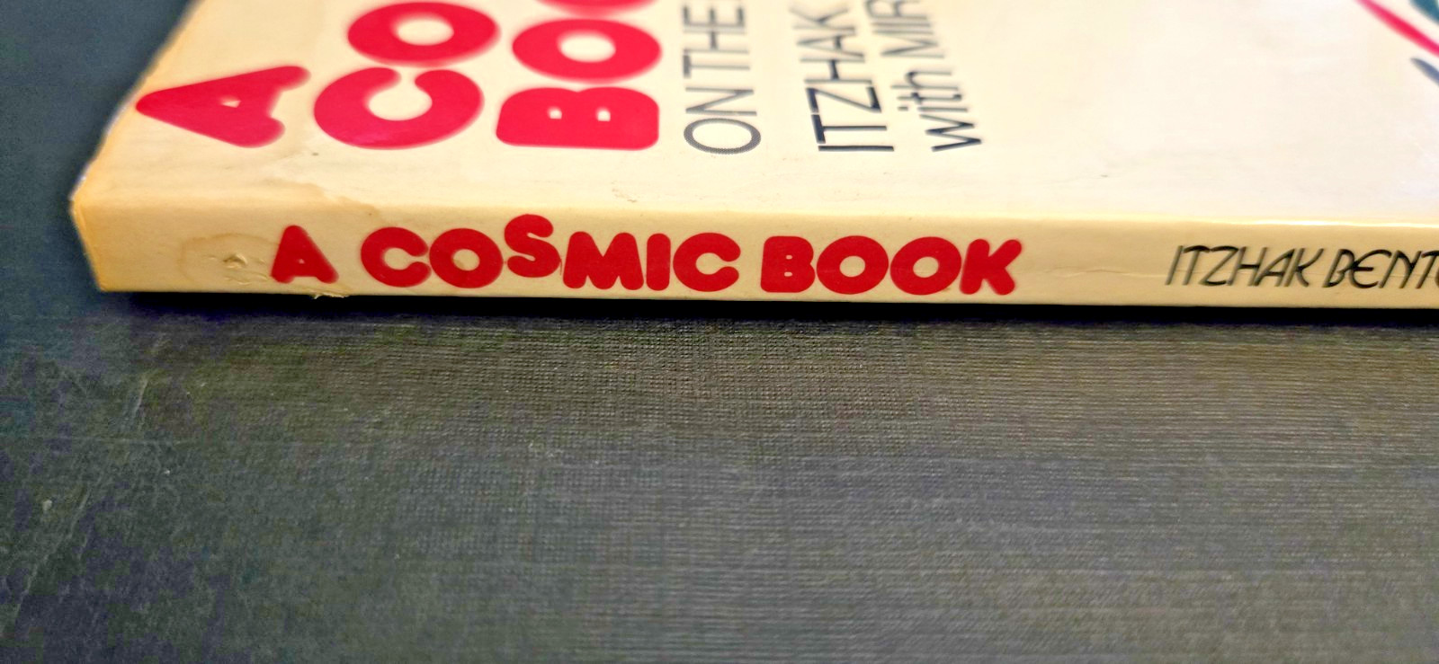 Cosmic Book – Paperback, by Itzhak Bentov – Acceptable – Rare PB 1982