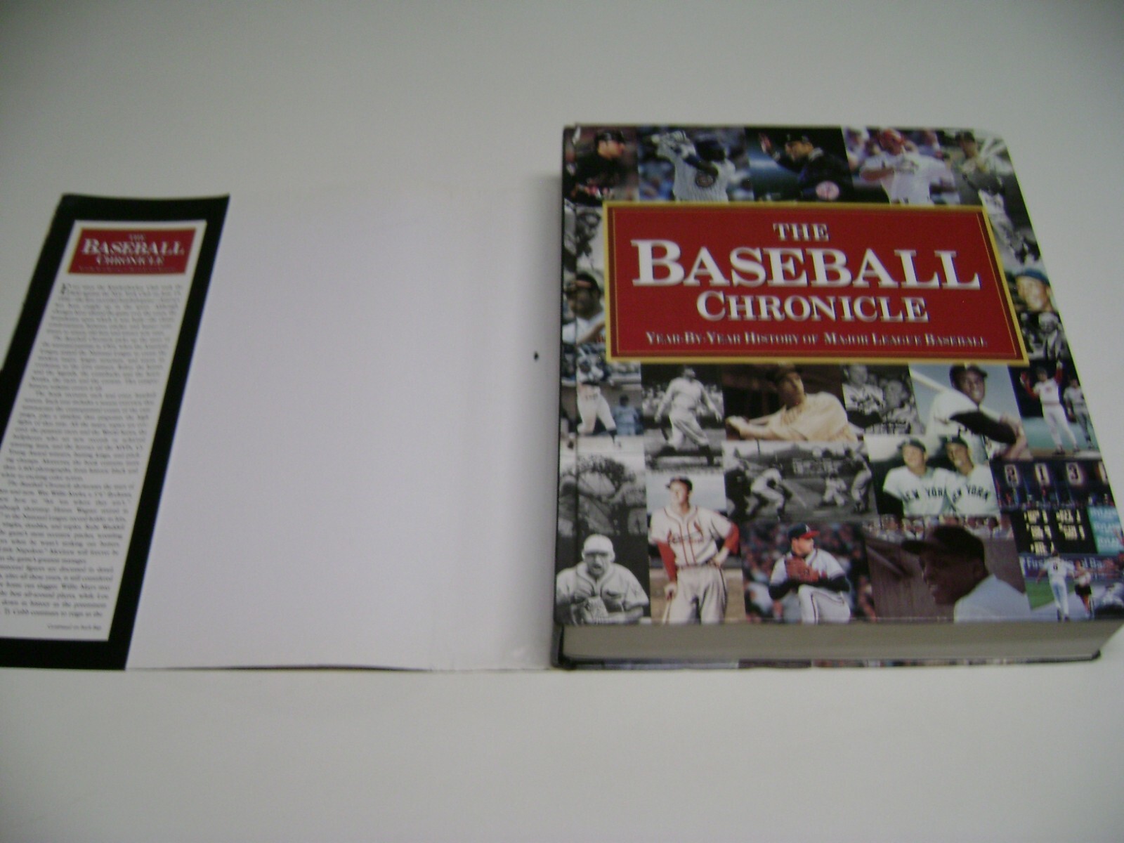 2001 Huge Hardcover Book The BASEBALL CHRONICLE Year By Year History, 656 pages