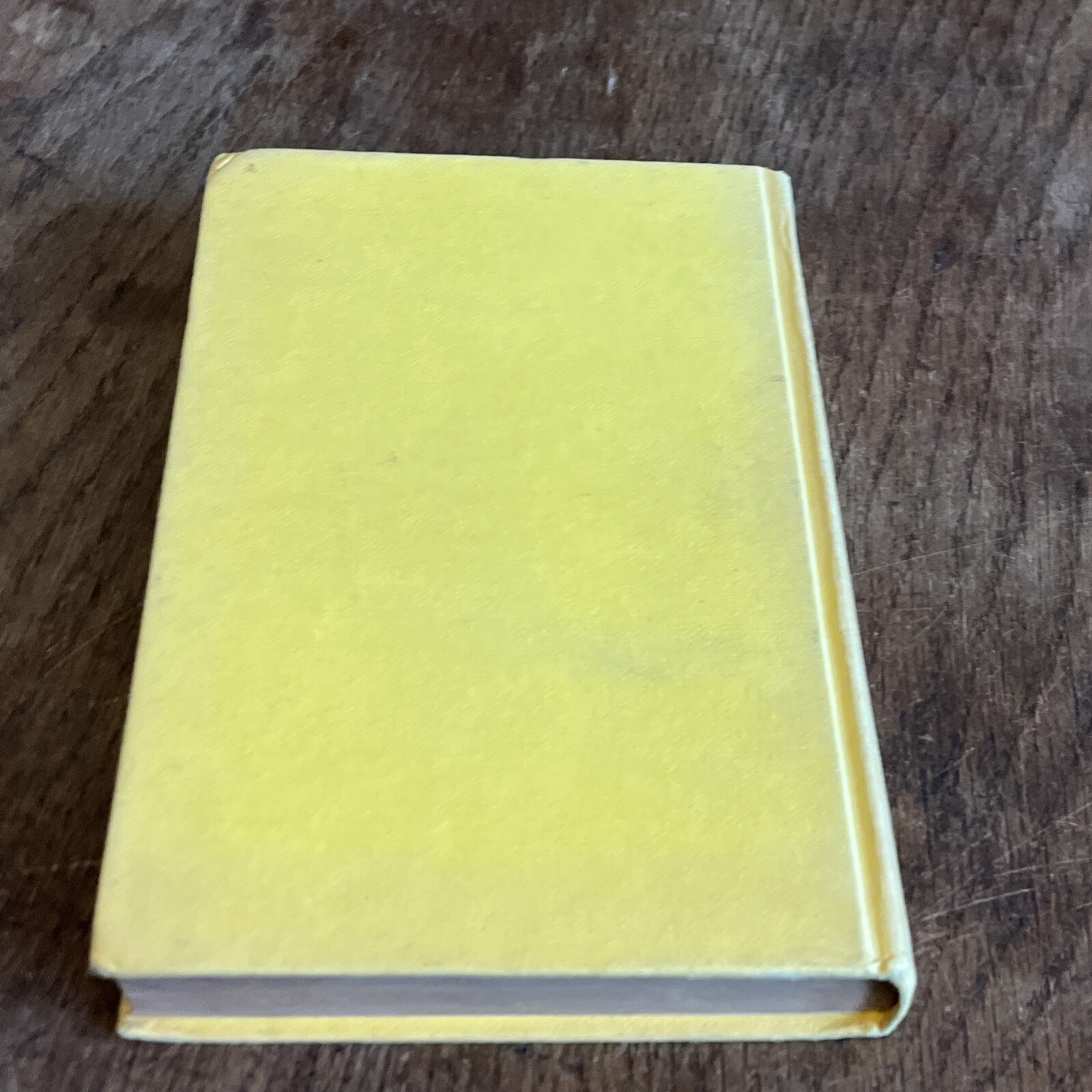 Fillets of Plaice Gerald Durrell hardback 1972 Book Club Edition