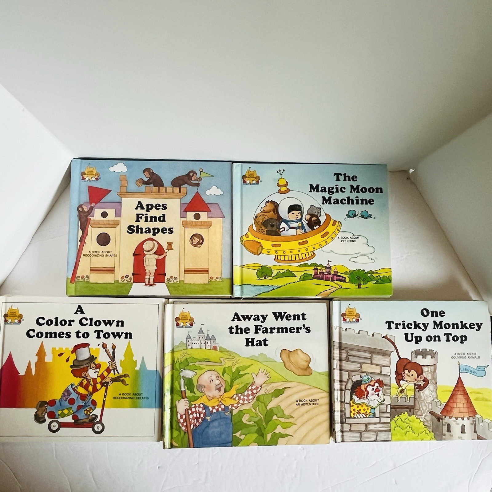 Lot of 27 Magic Castle Readers Moncure Child’s World Children Near Complete Set