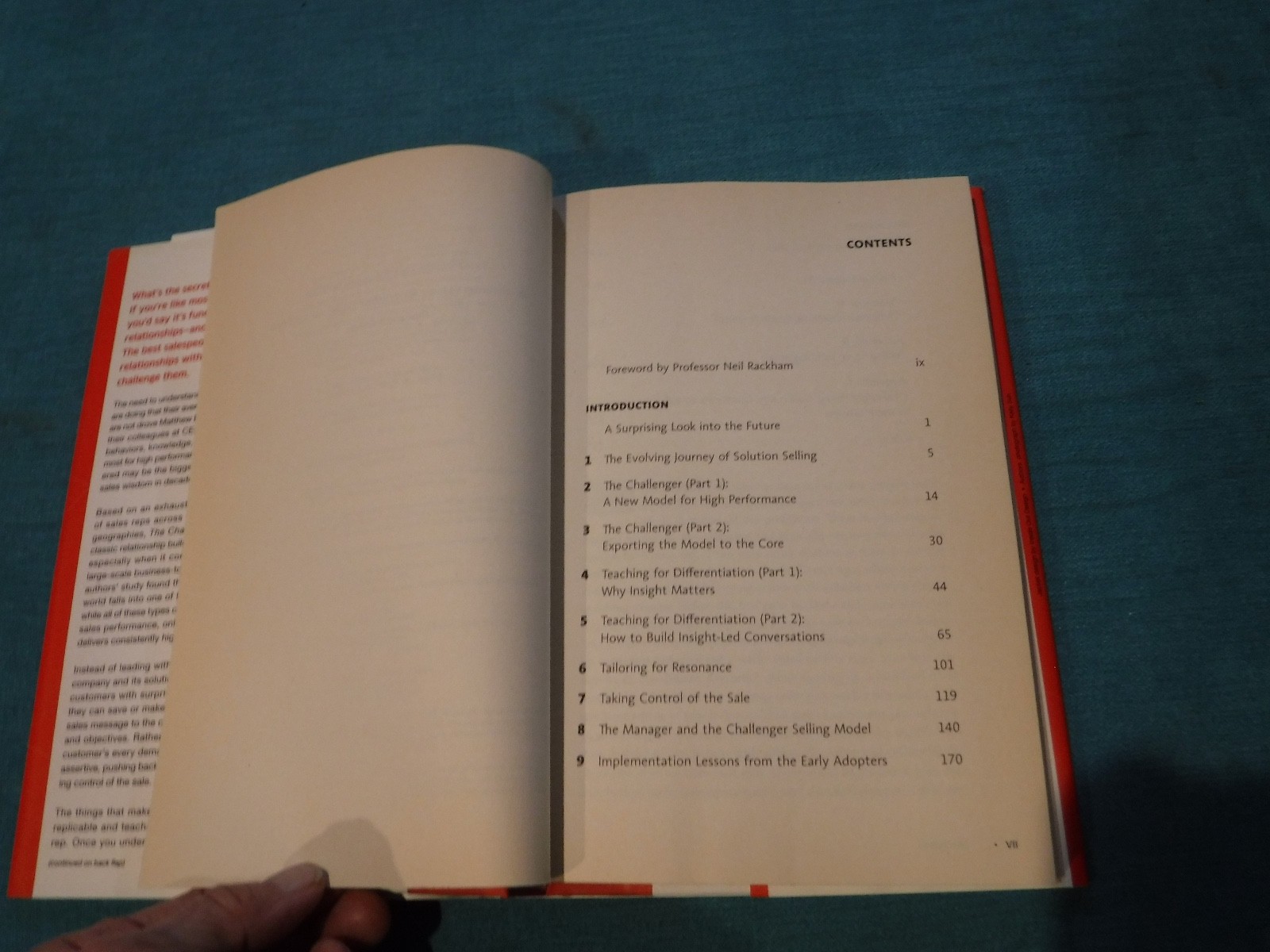 Challenger Sale : Taking Control of the Customer Conversation by MATT Dixon
