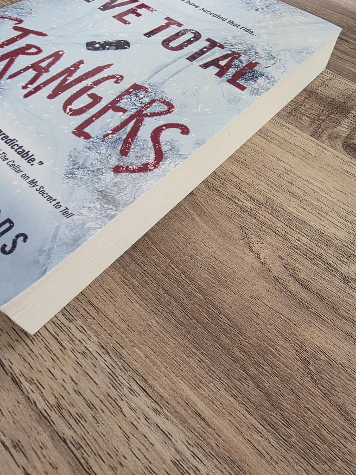 Five Total Strangers – Paperback By Richards, Natalie D. – VERY GOOD