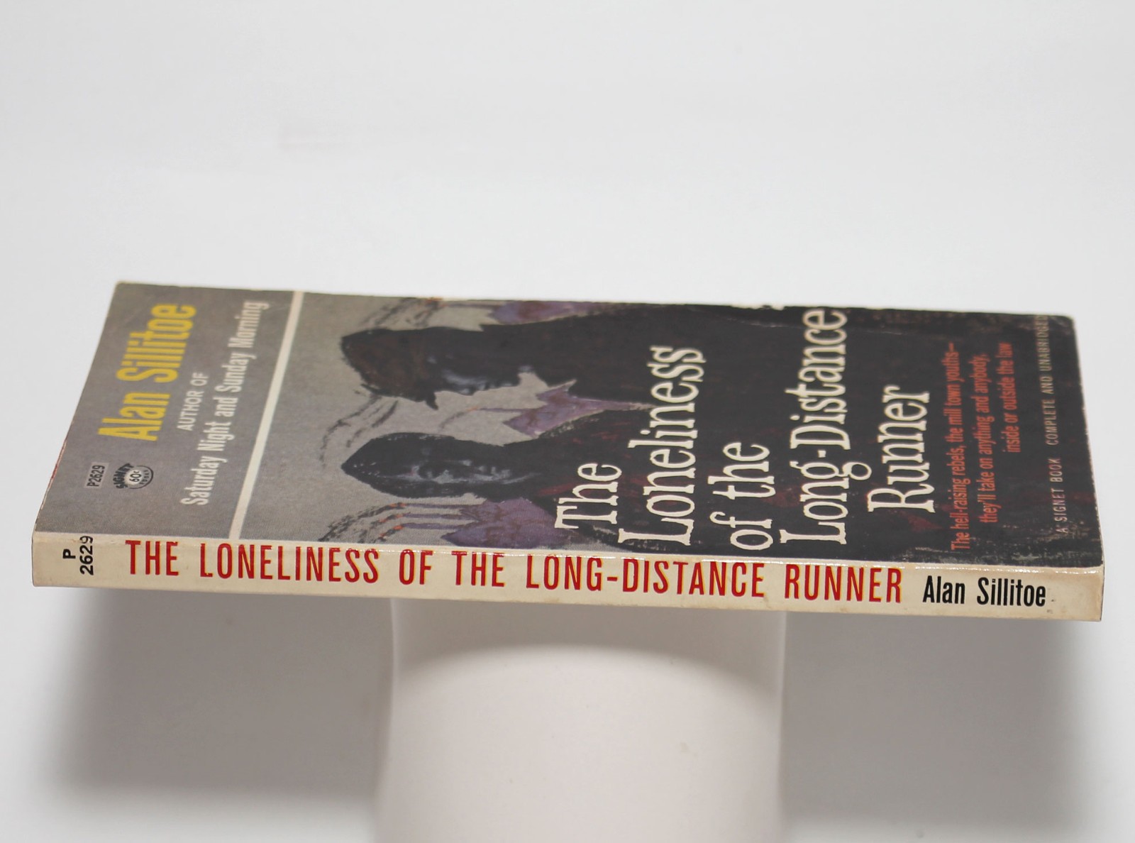 LONELINESS OF THE LONG-DISTANCE RUNNER by Alan Sillitoe Signet 1959 6th Print PB
