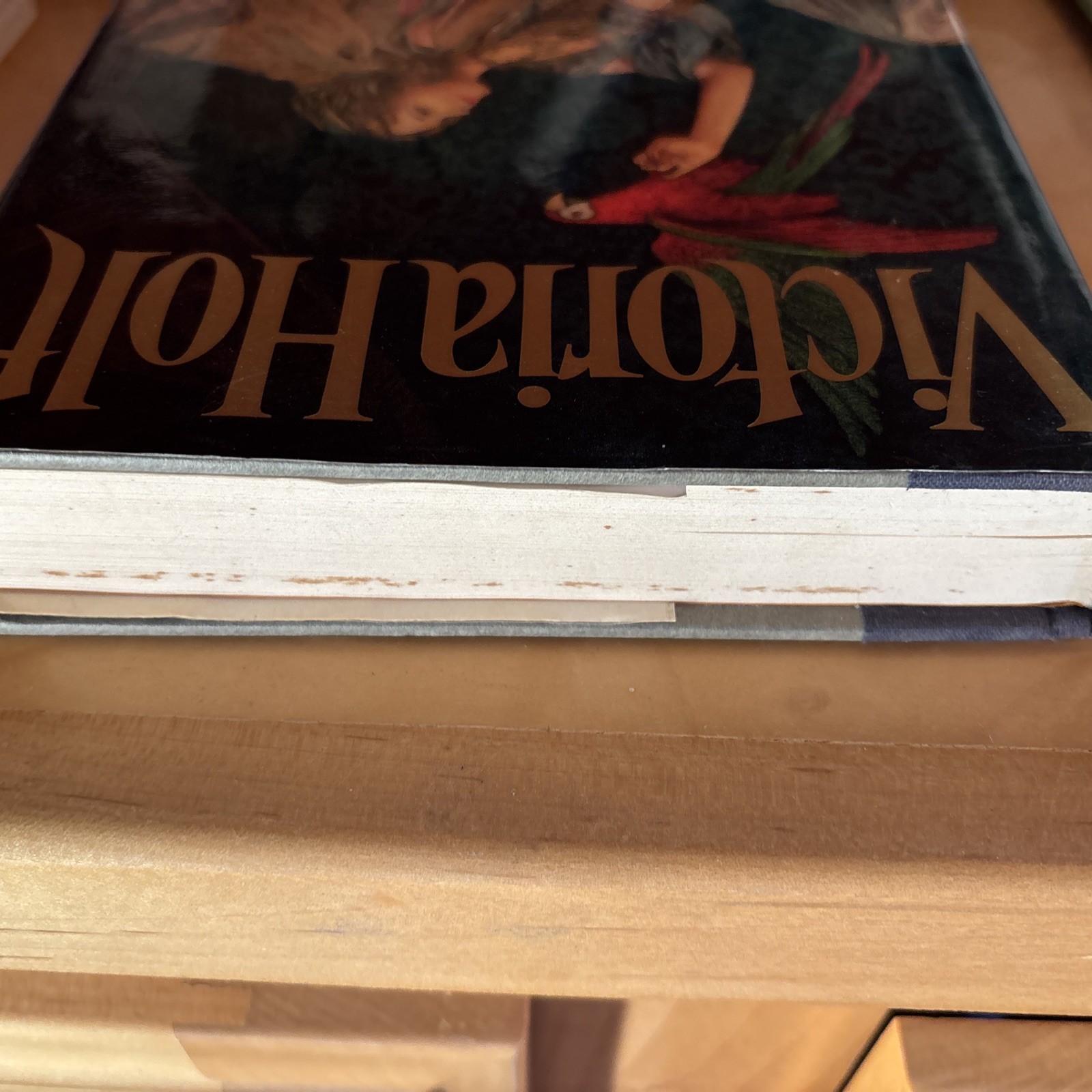 First Edition Victoria Holt The Captive Hardback