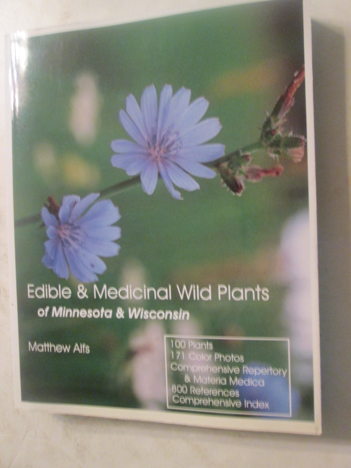 Edible & Medicinal Wild Plants of Minnesota & Wisconsin