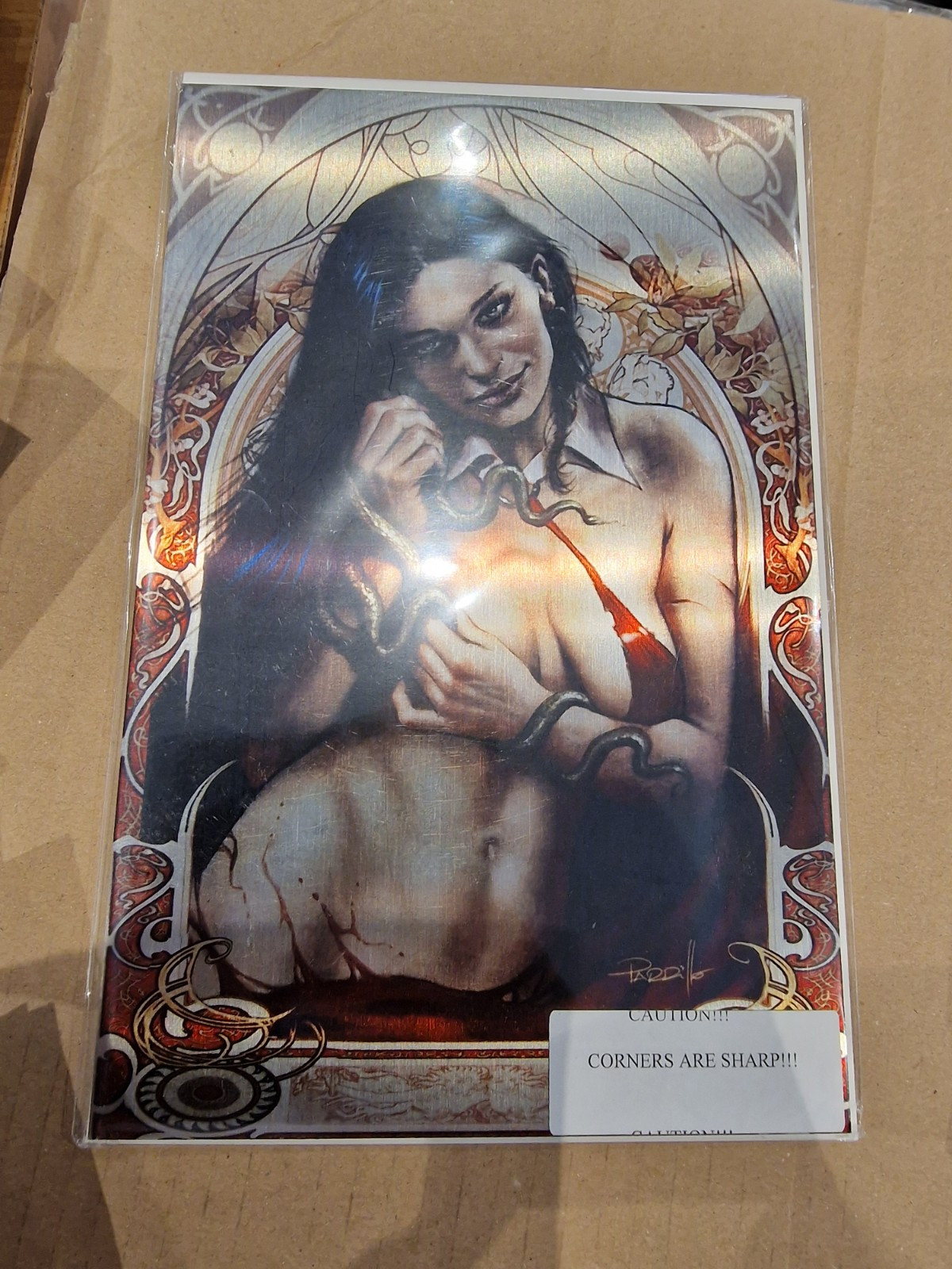 Vampirella Dark Reflections #4 CVR Lucio Parrillo Premium Metal Variant V Rare