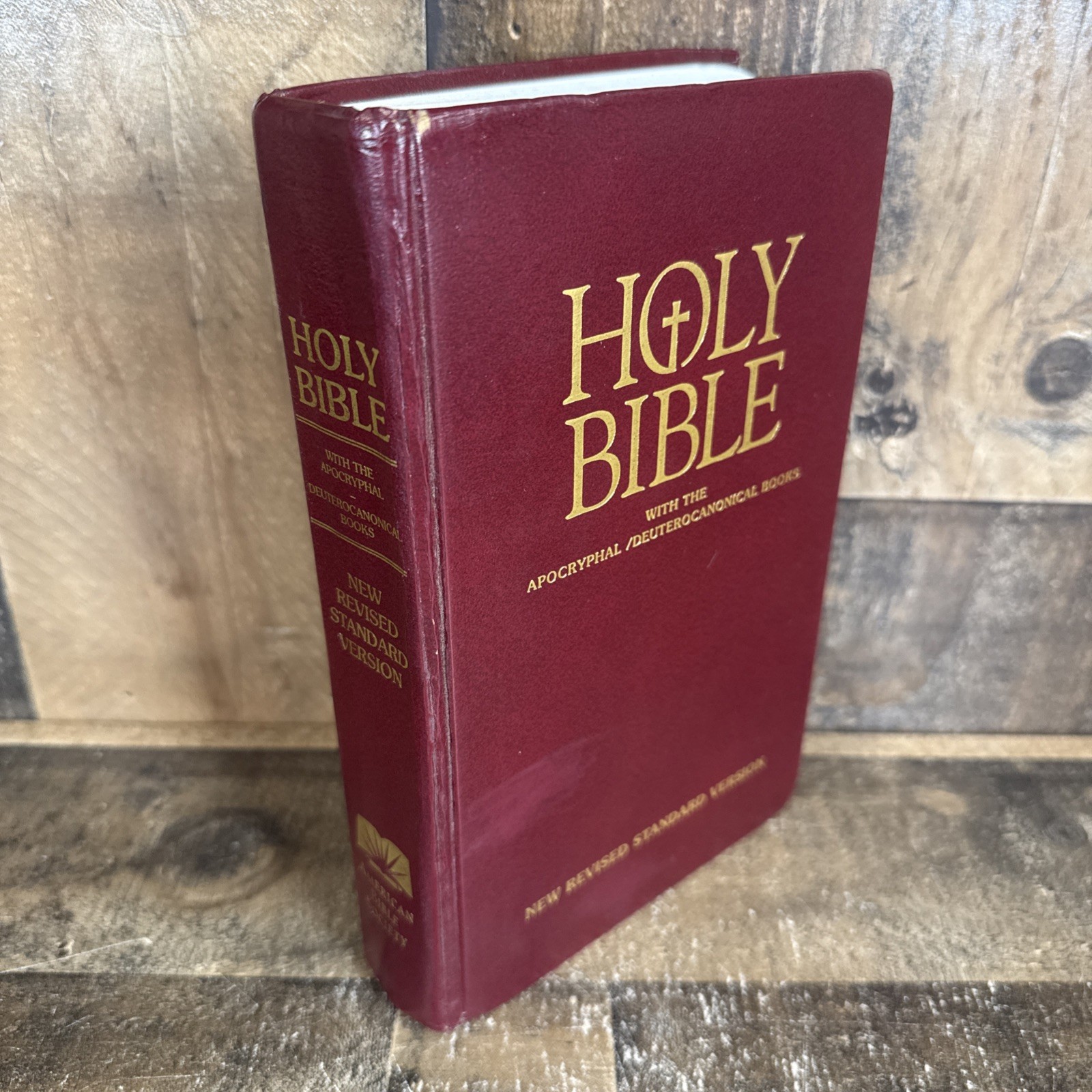 Holy Bible New Revised Standard Version Apocryphal /Deuterocanonical Books Hard