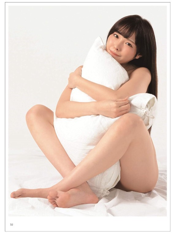 Visual Painting & Drawing Pose Book act Arina Hashimoto-2019-143pages-From Japan