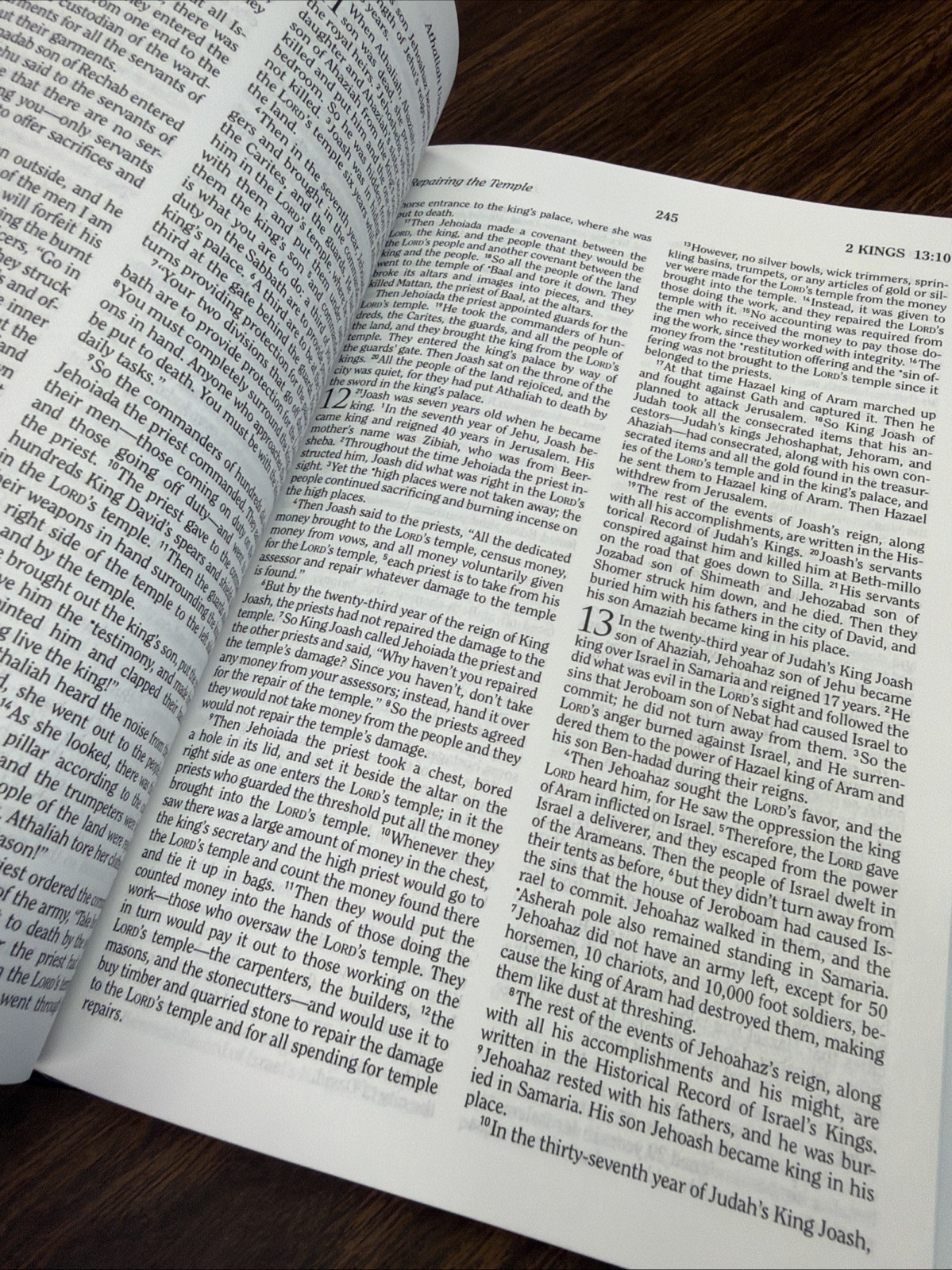 Holy Bible HCSB | Holman Christian Standard Pew Bible | 9781433601743 | 2009 HC