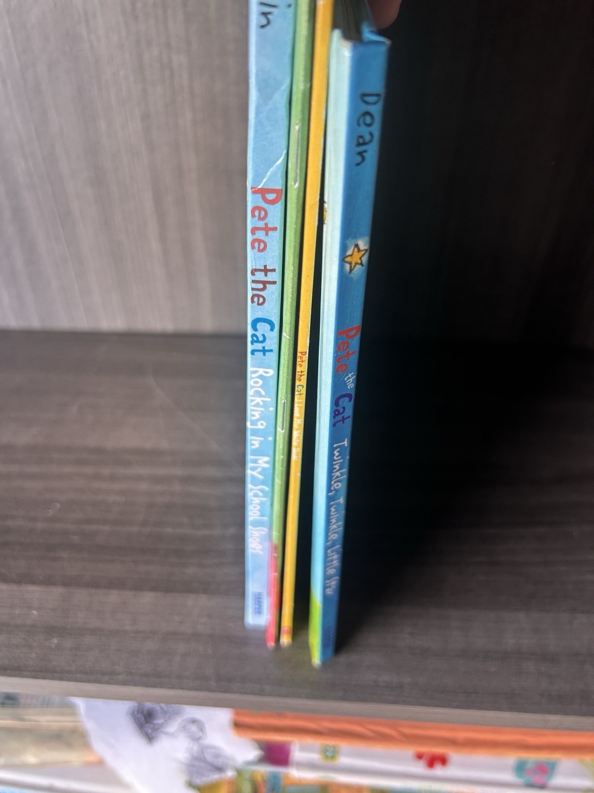 Lot of4 Pete the Cat Early Reading Books