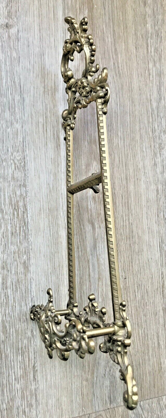 Item 37 – Large Solid Brass Easel 41.5cm x 18cm x 7cm