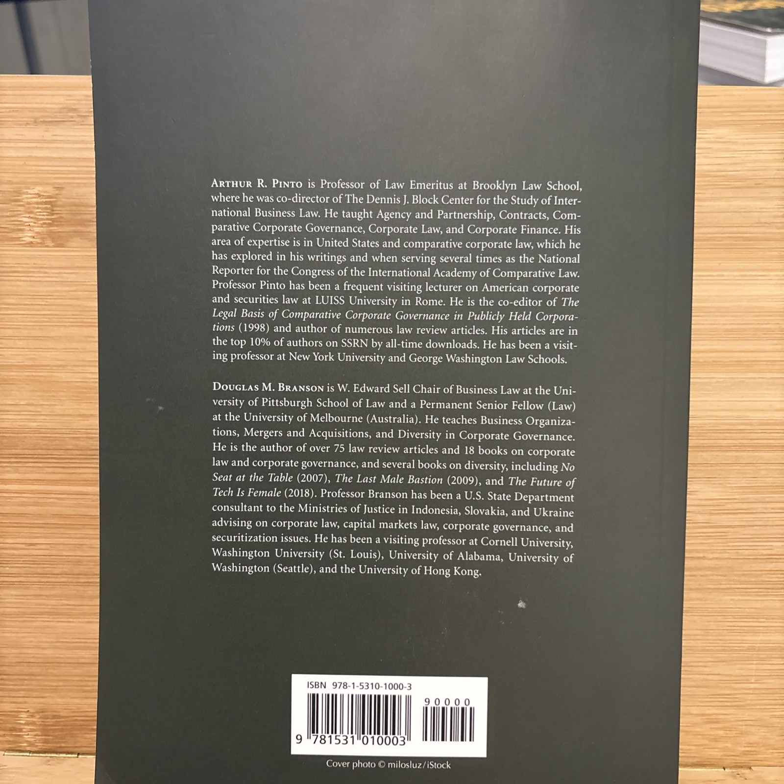 Understanding Corporate Law by Pinto, (629)