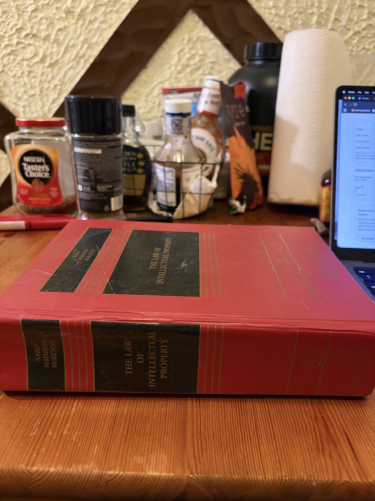 Aspen Casebook Ser.: Law Of Intellectual Property by Craig Allen Nard,…