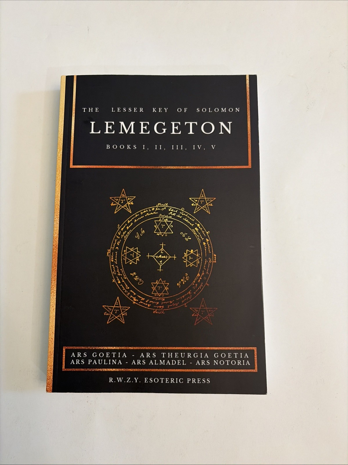 Lemegeton | The Lesser Key of Solomon: Ars Goetia – A… by Mathers, S. L. MacGr