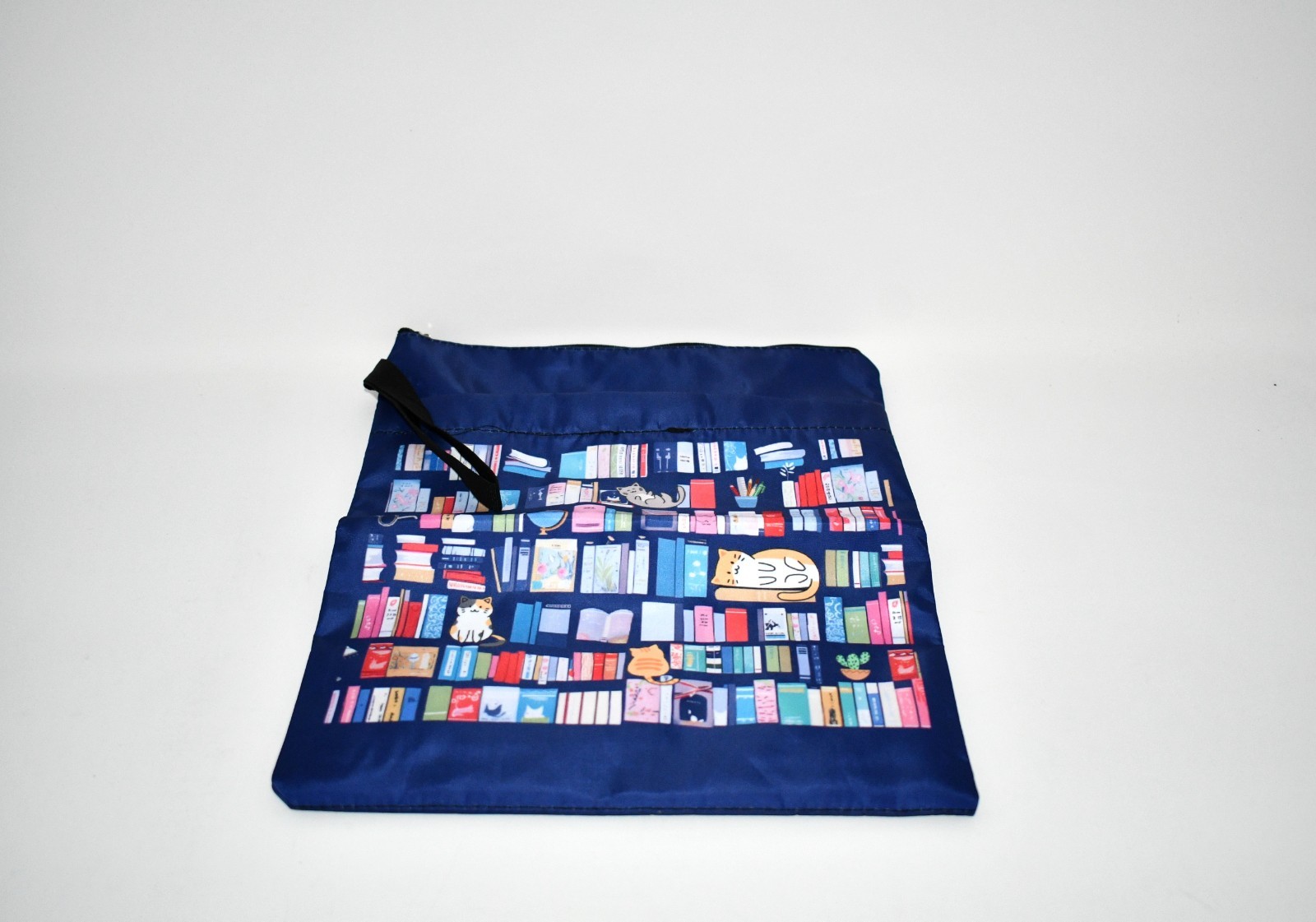 LParkin Book Sleeve – Medium 11 x 8.7 in – Set of 2 – Washable Fabric – NWT Br