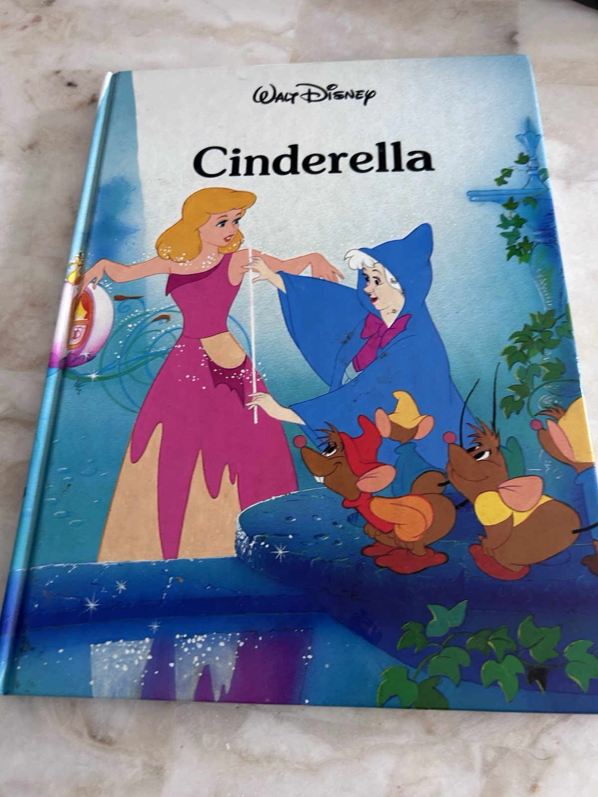 Lot of 5 Walt Disney Oversize Hardcover Books Gallery Small Disney Press Beauty