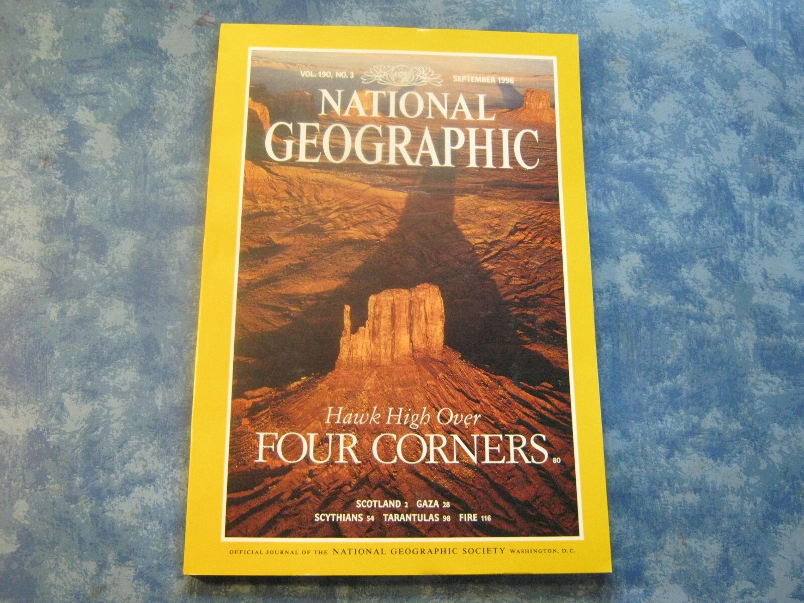 NATIONAL GEOGRAPHIC September 1996 FOUR CORNERS Scotland GAZA Tarantulas FIRE