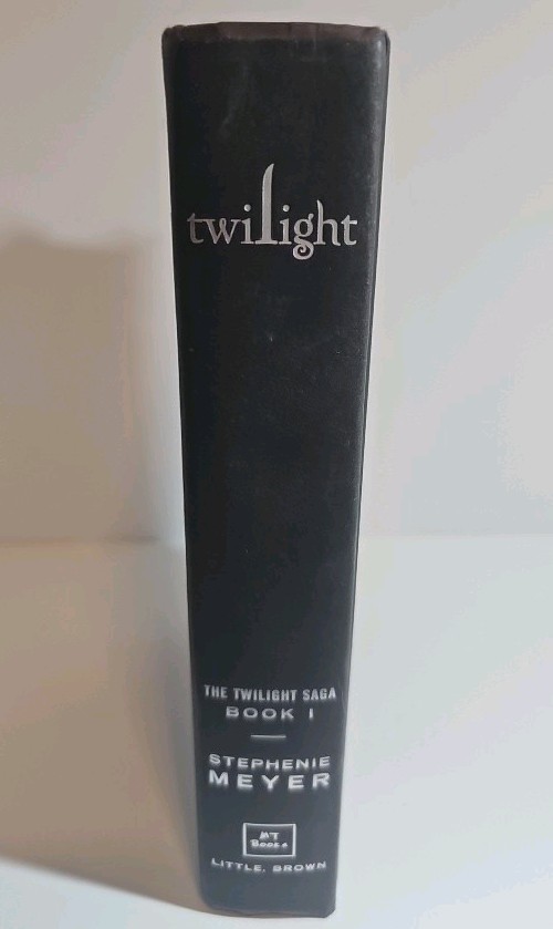 Twilight by Stephenie Meyer, 1st Edition, 16th Printing, HC DJ