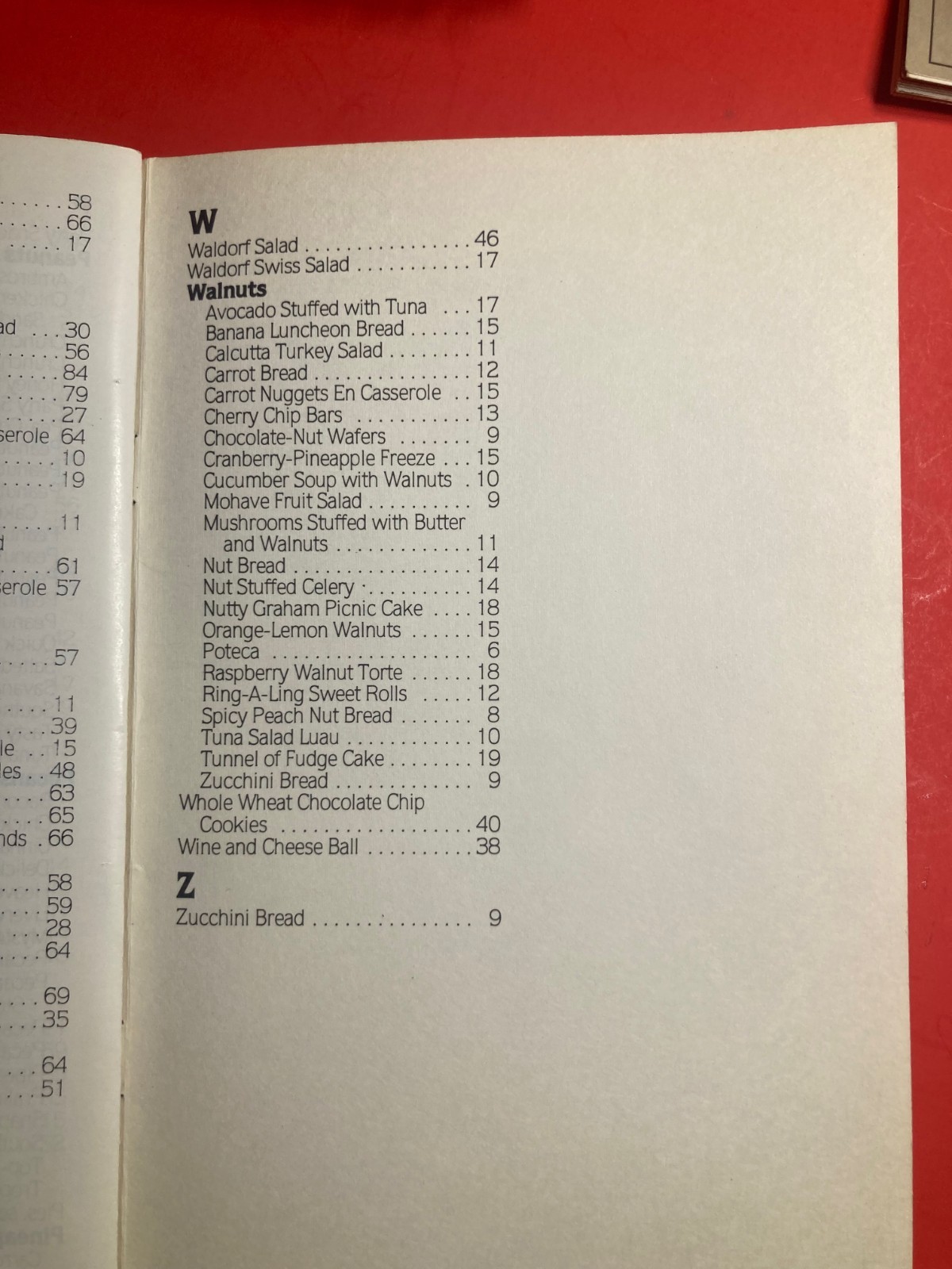 PILLSBURY GOING NUTS COOKING RECIPES COOKBOOK 96 PAGES 1991 CHRISTMAS