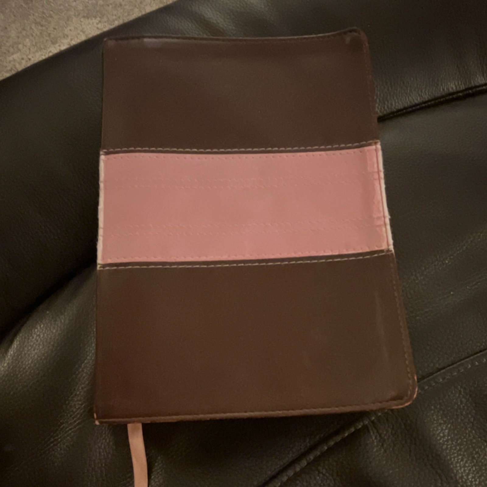 Crossway ESV Study Bible Study Edition Leather Bound w/ Ribbon Marker 2008