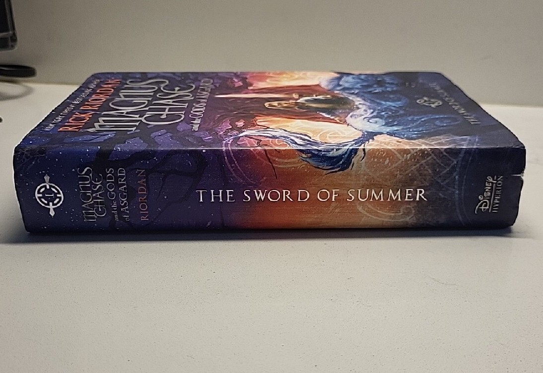 Magnus Chase and the Gods of Asgard – Harry Potter Book