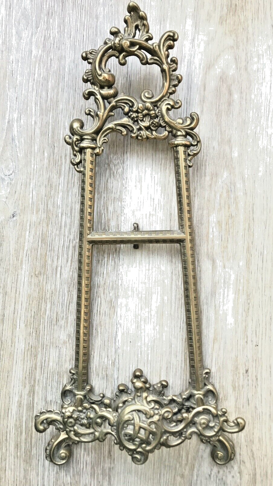 Item 37 – Large Solid Brass Easel 41.5cm x 18cm x 7cm